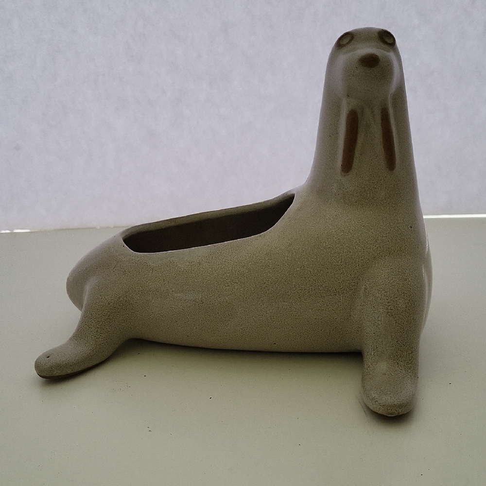 Vintage David Stewart Walrus Planter